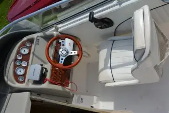 Sprzedam łódź motorową bayliner 2655 CIERRA - zdjęcie 4